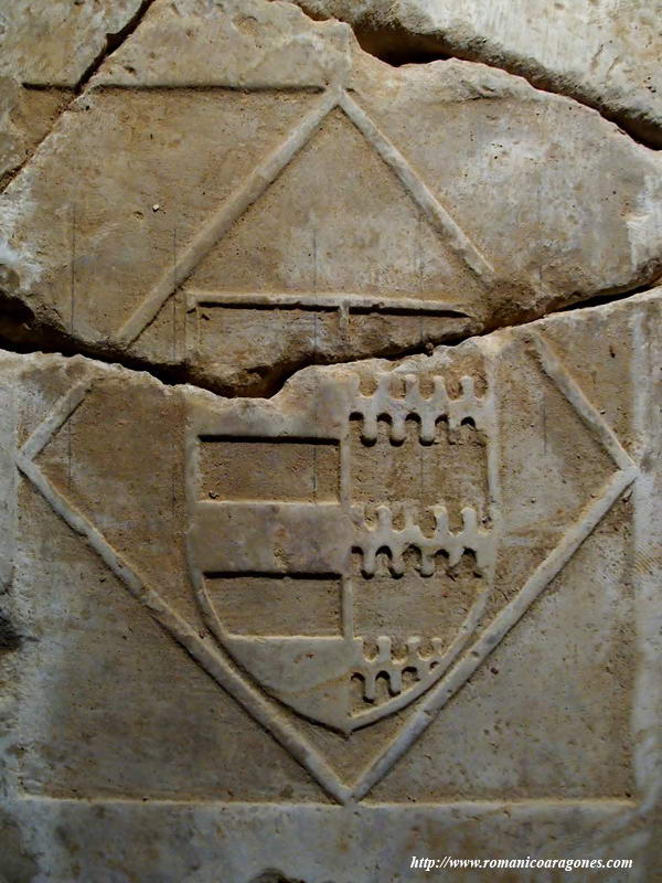 ESCUDO DE LOS MARCILLA DE CAPARROSO
